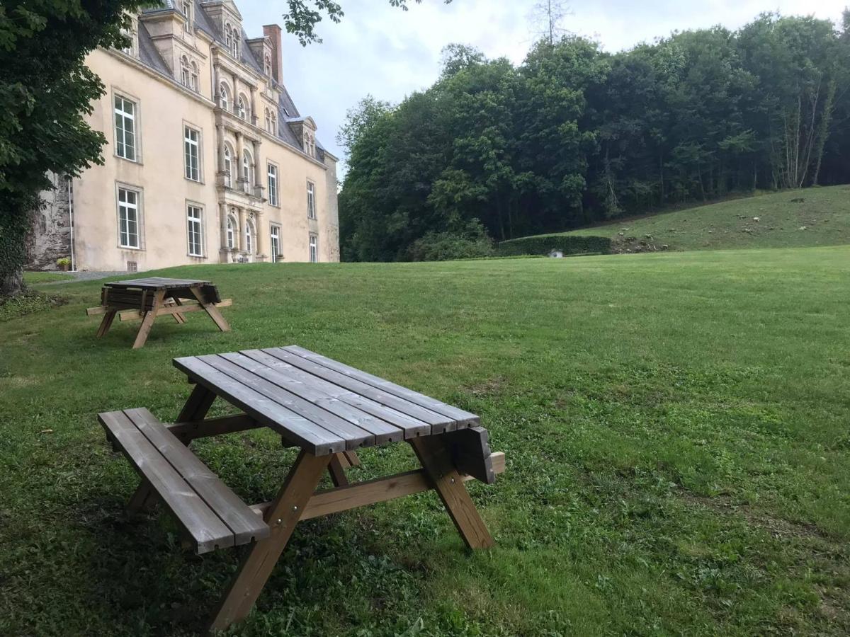 Chateau De La Lucaziere Mont-Saint-Jean  Exterior photo